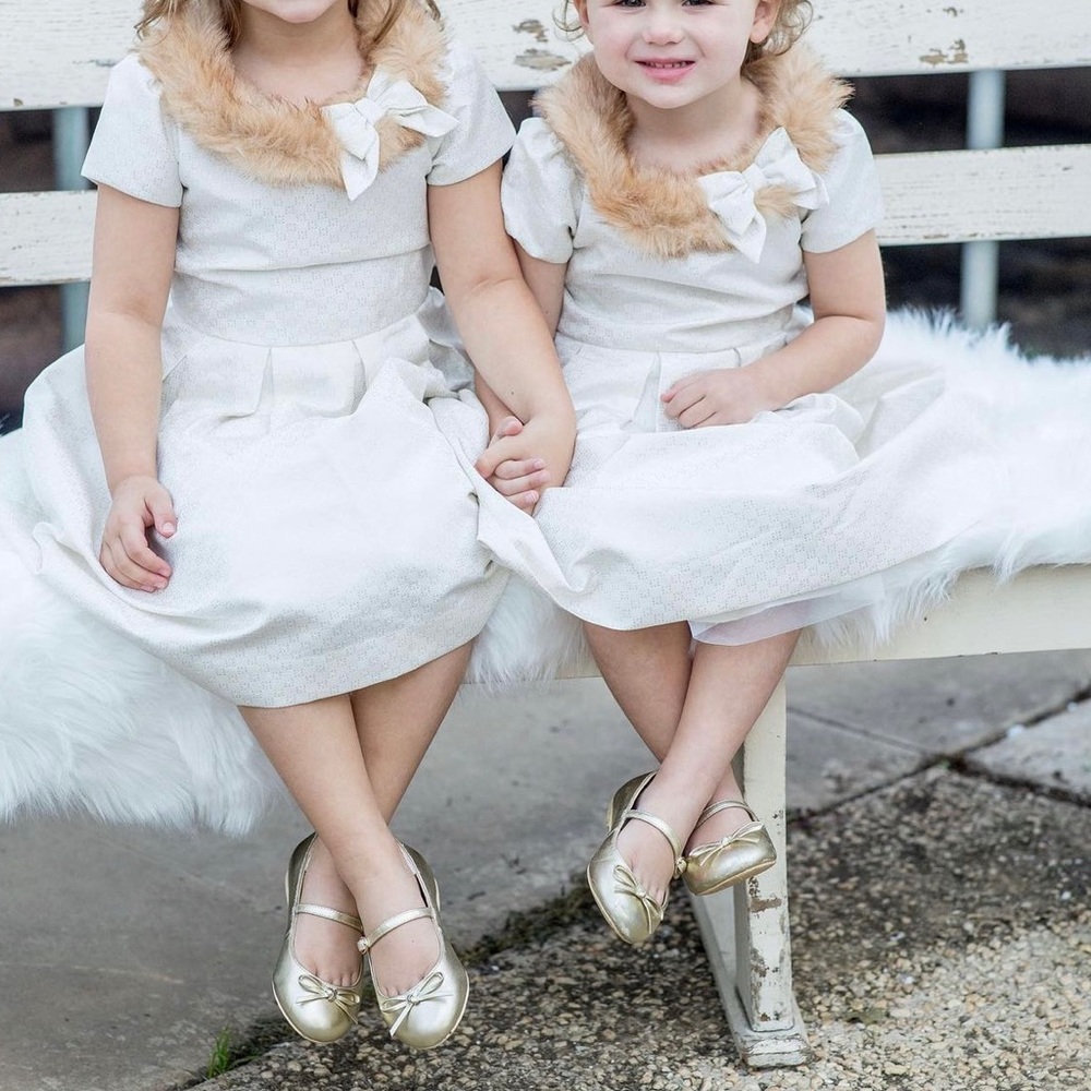 Janie and Jack Size 4 Fur trimmed gold dress holiday
